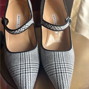Manolo Blahnik Houndstooth Black and Gray Heels